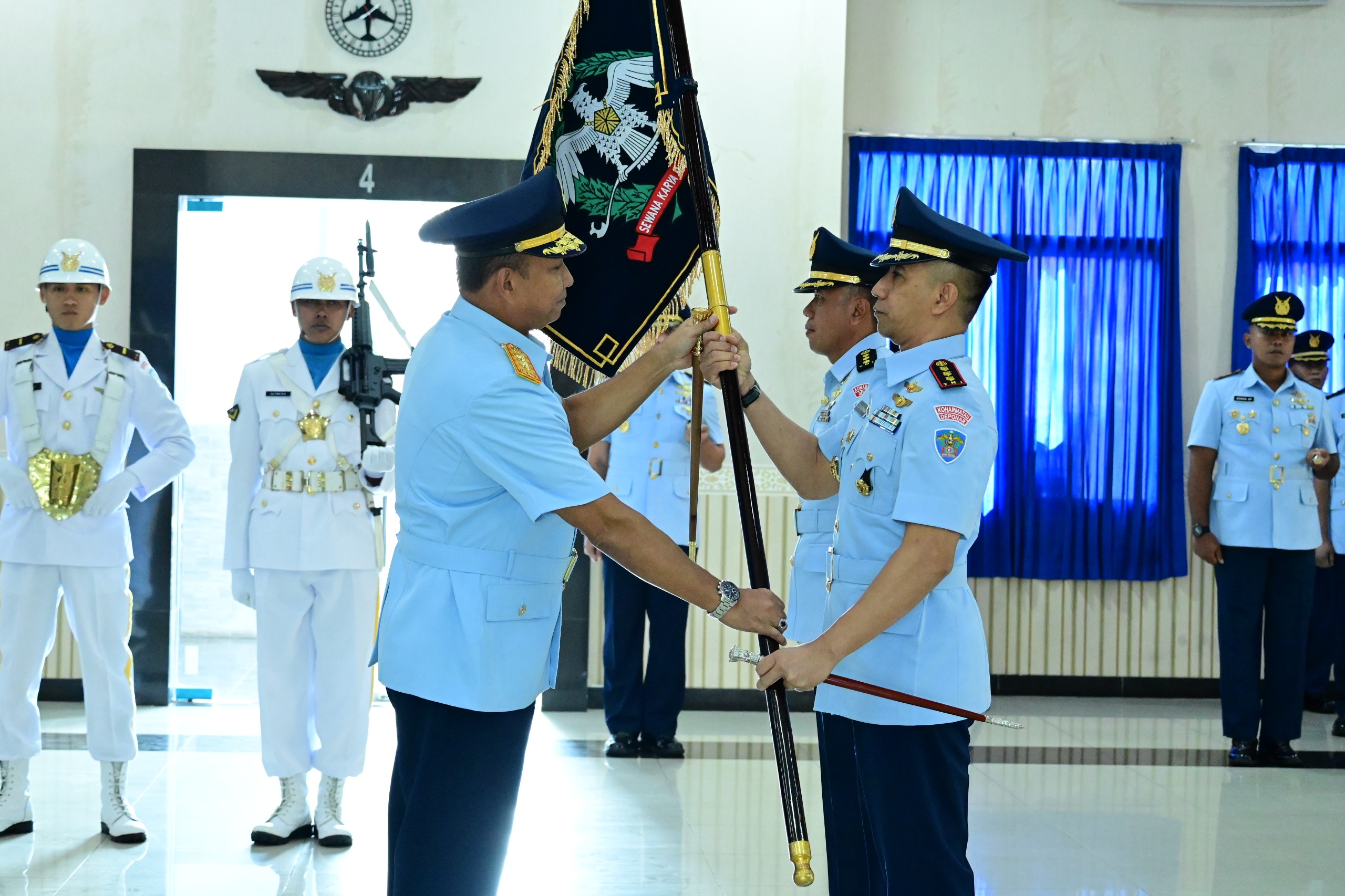 KOLONEL TEK LULLY HERMAWAN S.T.